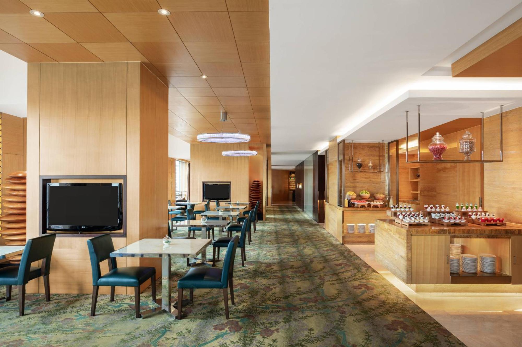 Courtyard By Marriott Shanghai Central Exterior foto