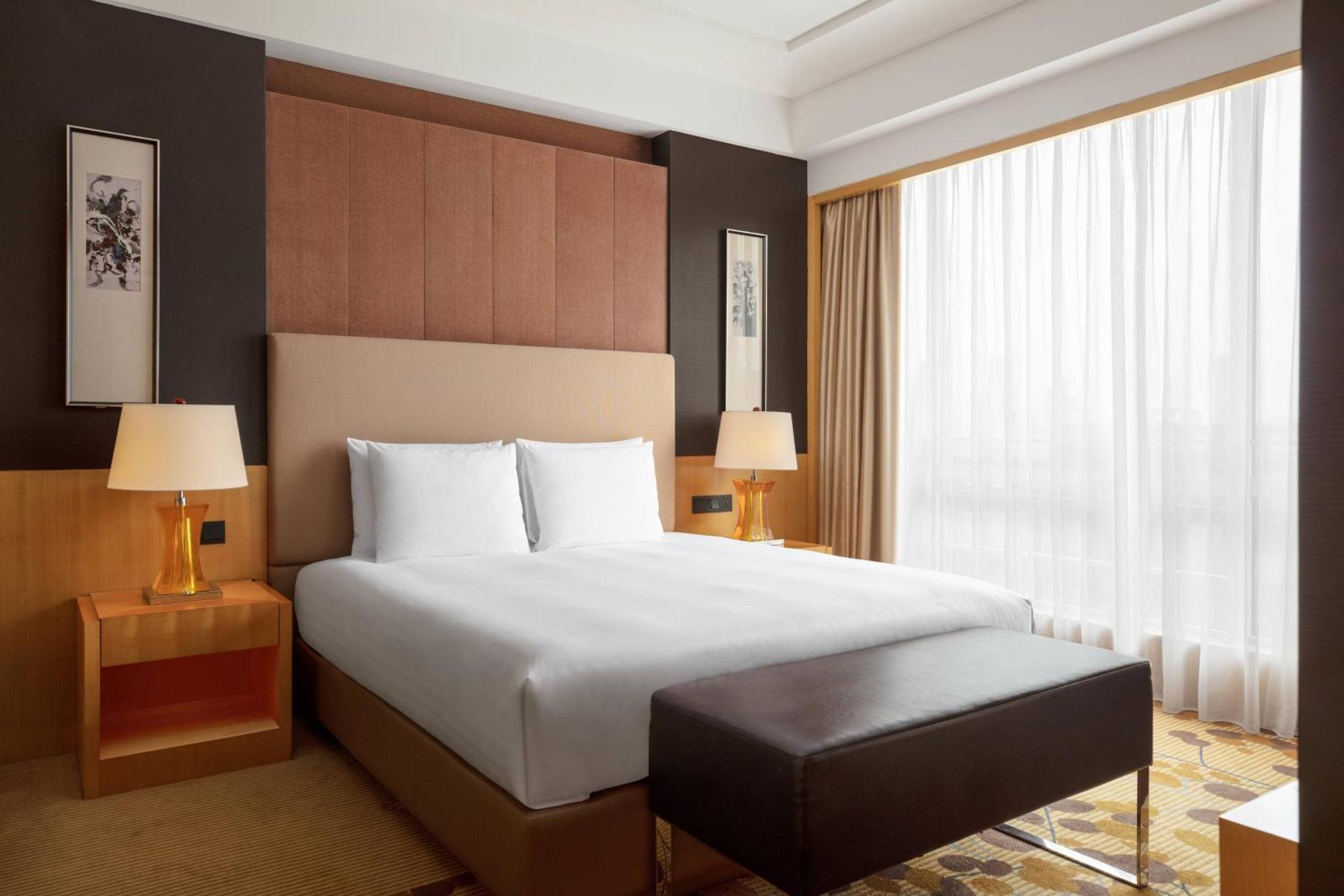 Courtyard By Marriott Shanghai Central Exterior foto